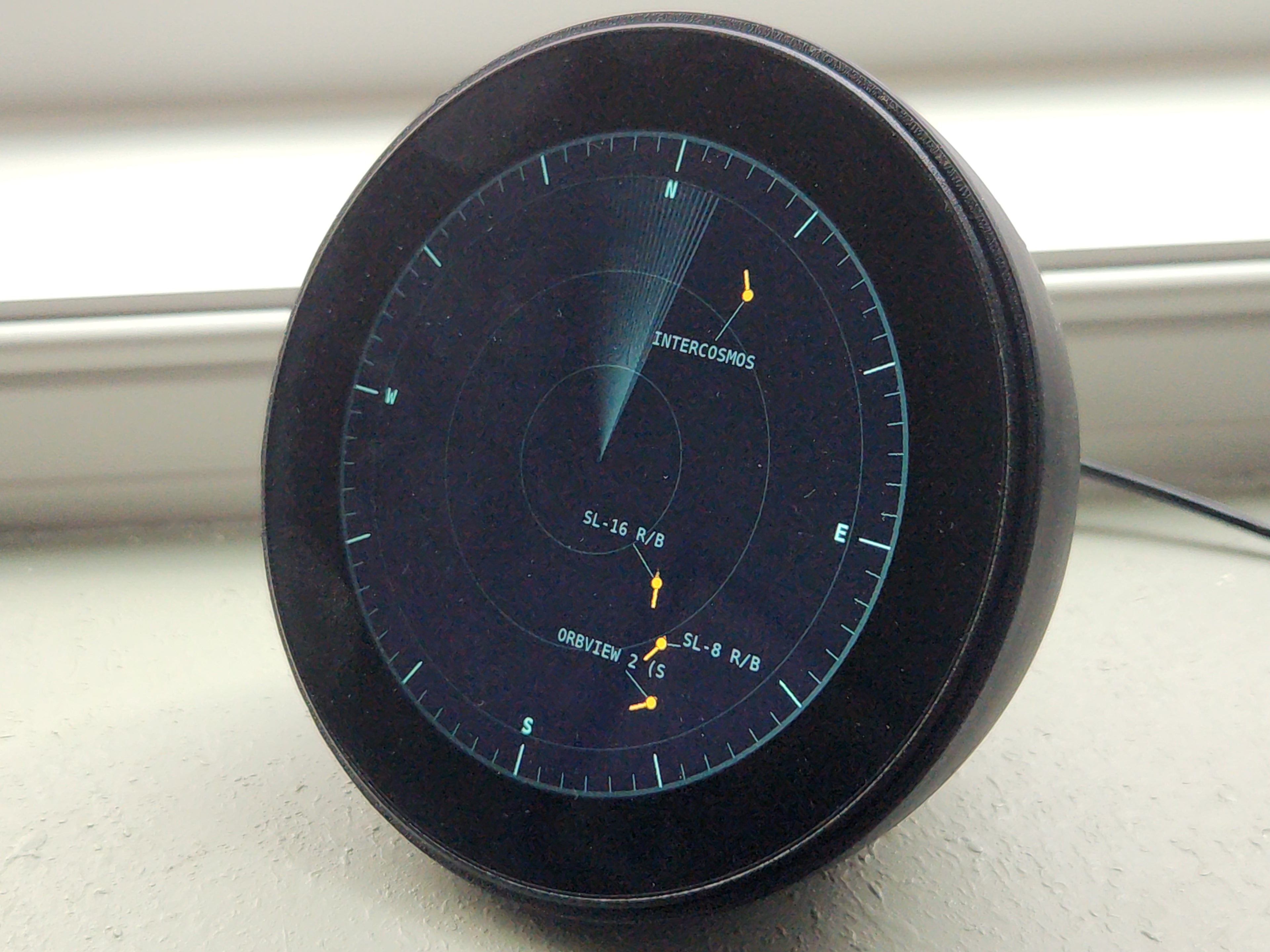 Satellite Radar Tracker (Battery-Free)