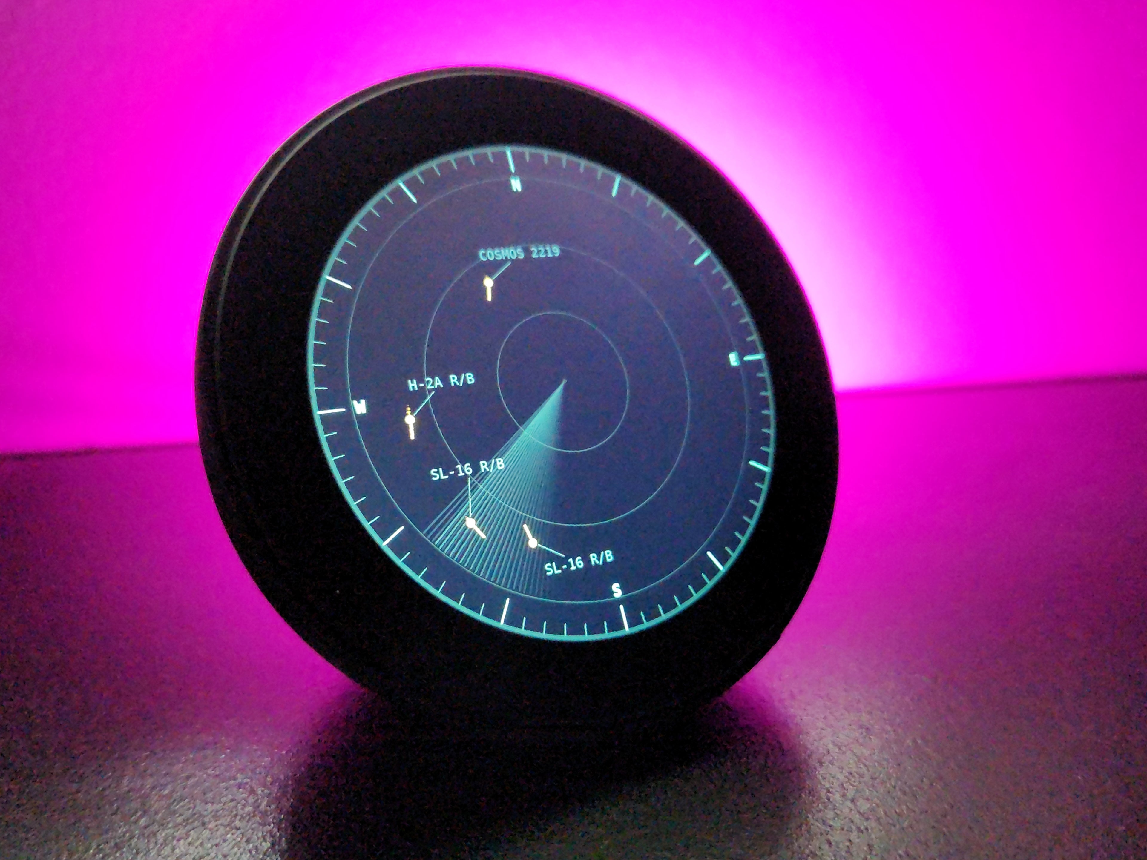 Satellite Radar Tracker (Battery-Free)